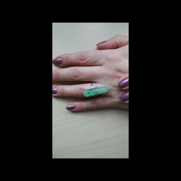 Ring - Picture 3 of 3